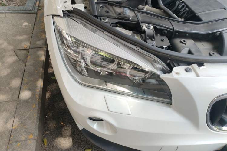 Used BMW X1 2012 sDrive18i Luxury Edition Right Front Headlight