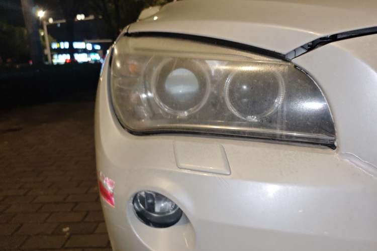 Used BMW X1 2012 sDrive18i Luxury Edition Right Front Headlight