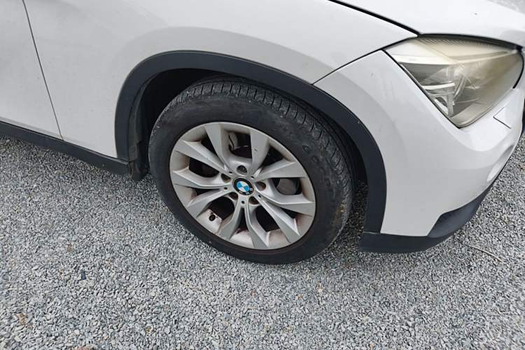 Used BMW X1 2012 sDrive18i Luxury Edition Right Front Wheel Hub
