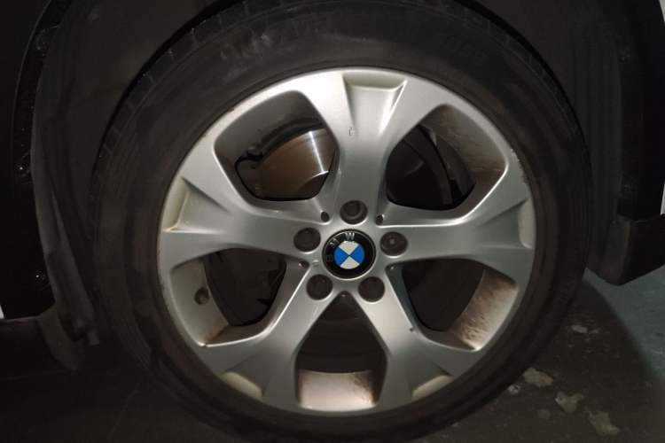 Used BMW X1 2012 sDrive18i Luxury Edition Right Front Wheel Hub
