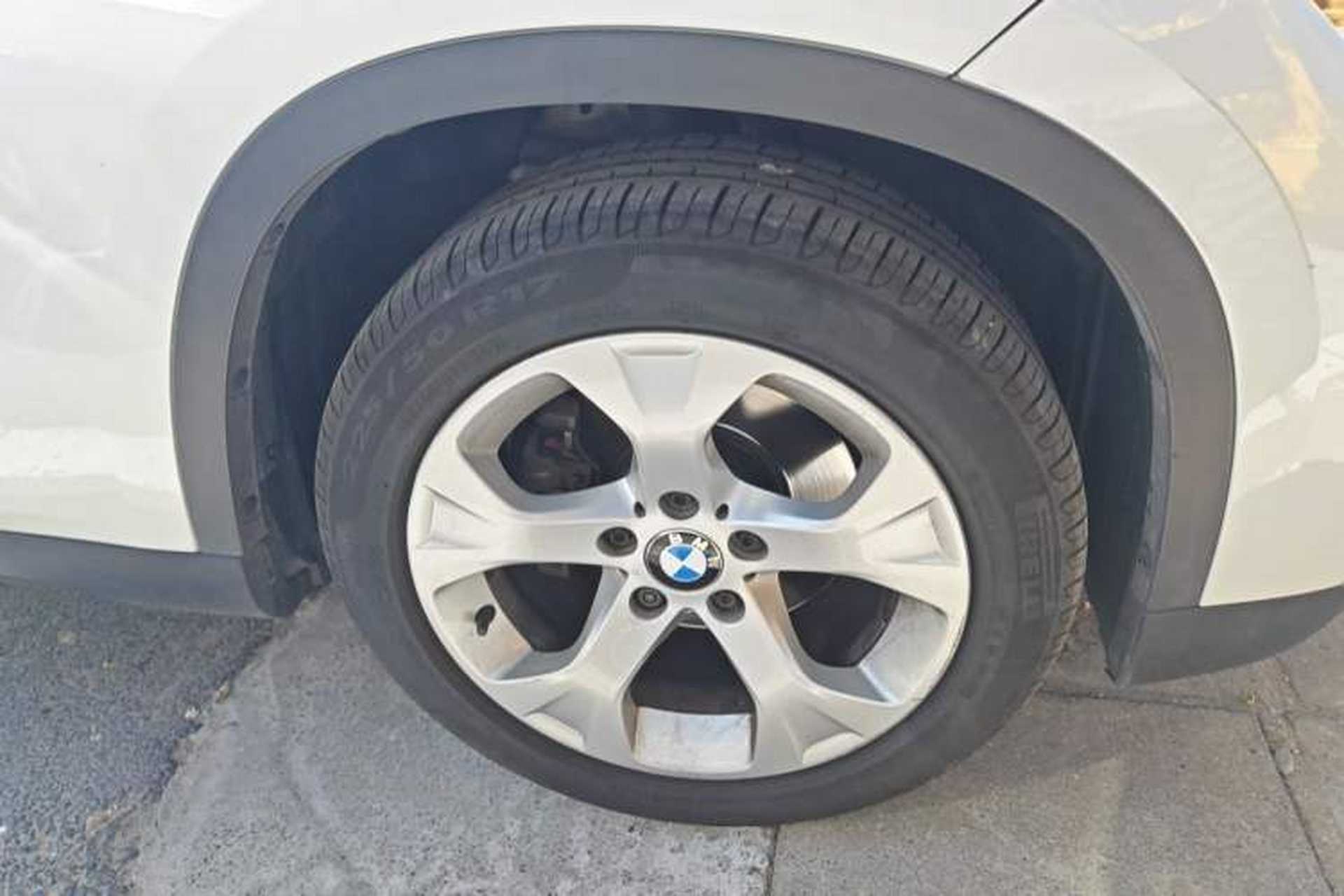 Used BMW X1 2012 sDrive18i Luxury Edition Right Front Wheel Hub