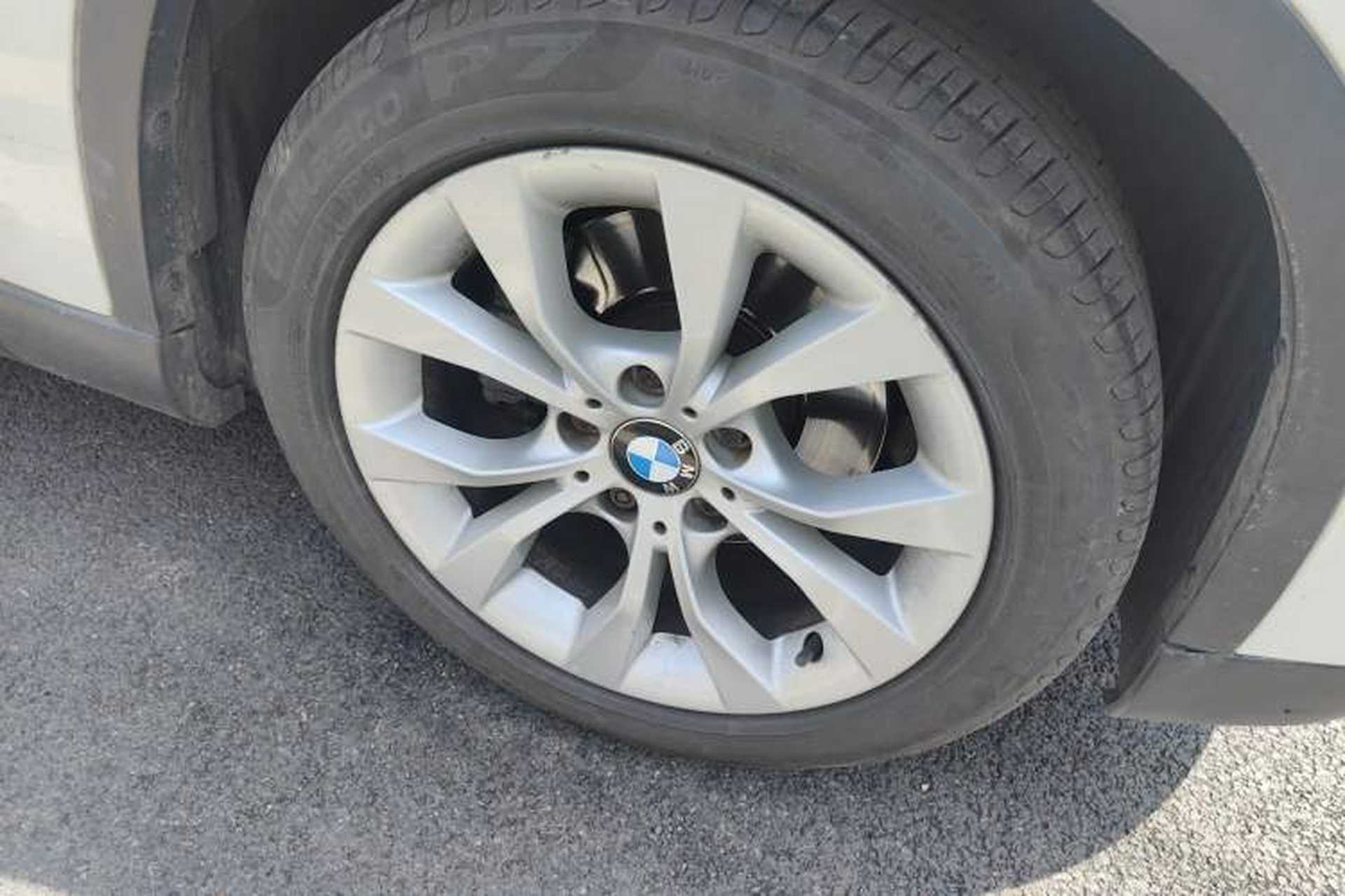 Used BMW X1 2012 sDrive18i Luxury Edition Right Front Wheel Hub