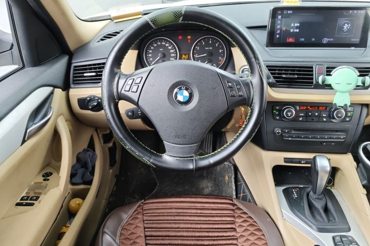 Used BMW X1 2012 sDrive18i Luxury Model Steering Wheel