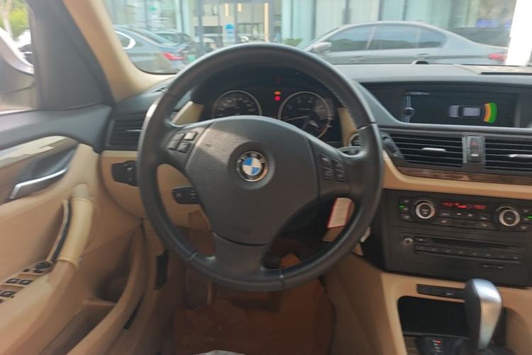 Used BMW X1 2012 sDrive18i Luxury Edition Steering Wheel