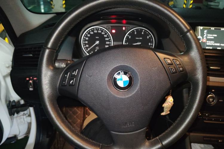 Used BMW X1 2012 sDrive18i Luxury Edition Steering Wheel