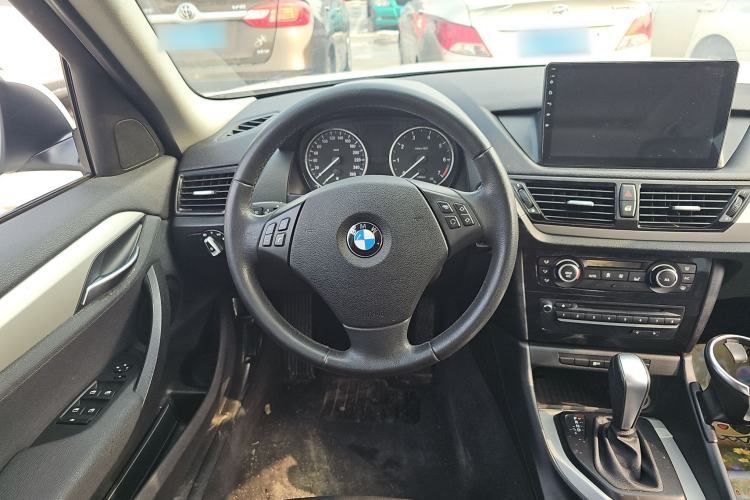 Used BMW X1 2012 sDrive18i Luxury Edition Steering Wheel