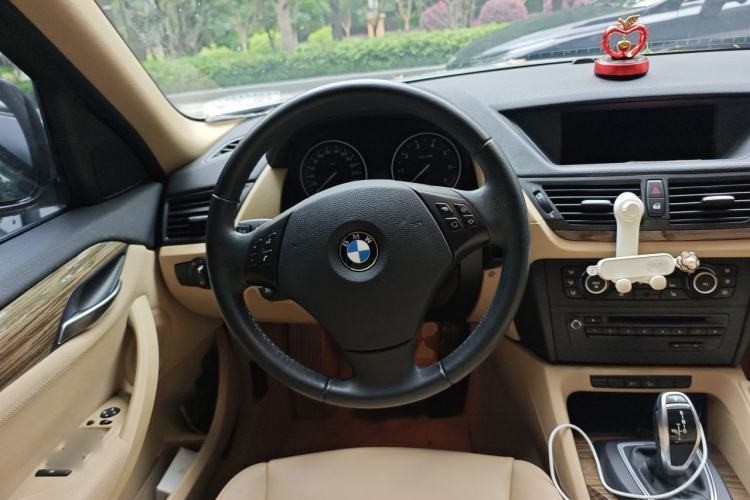 Used BMW X1 2012 xDrive20i Steering Wheel