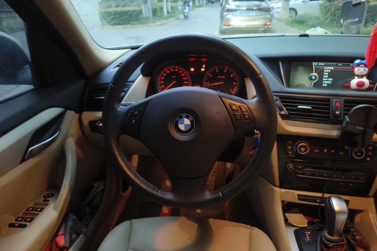 Used BMW X1 2012 sDrive18i Luxury Edition Steering Wheel