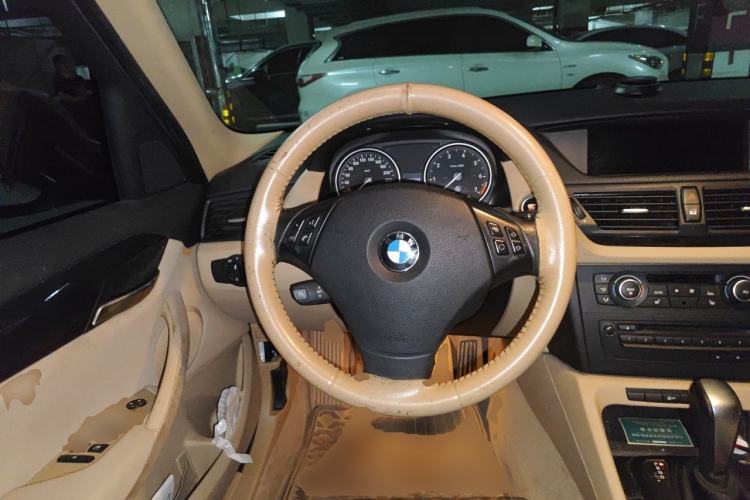 Used BMW X1 2012 sDrive18i Luxury Edition Steering Wheel