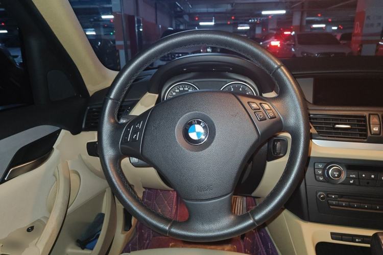 Used BMW X1 2012 sDrive18i Luxury Model Steering Wheel