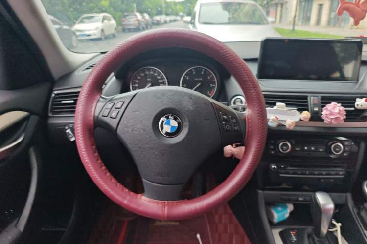 Used BMW X1 2012 sDrive18i Luxury Edition Steering Wheel