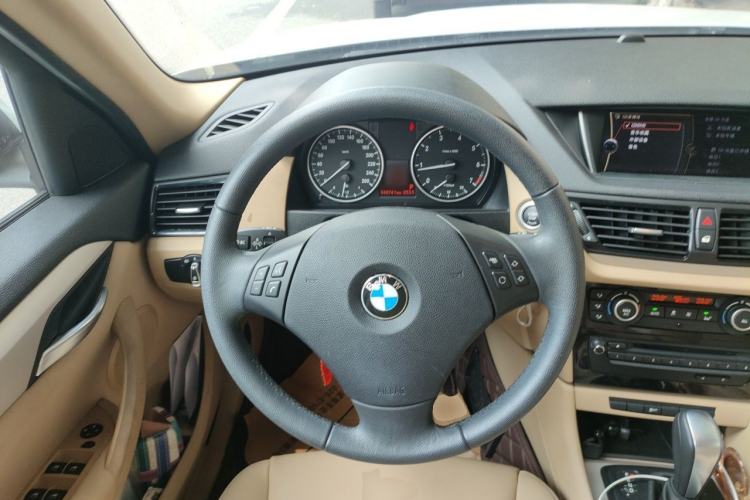 Used BMW X1 2012 sDrive18i Luxury Edition Steering Wheel