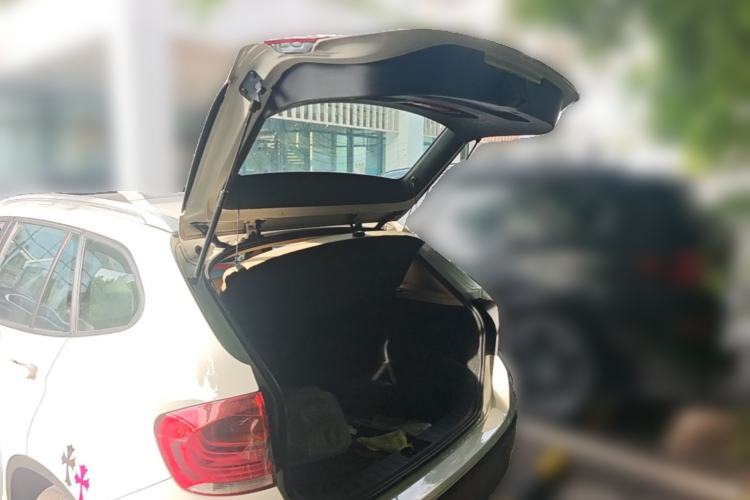 Used BMW X1 2012 sDrive18i Luxury Edition Trunk