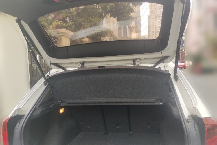 Used BMW X1 2012 sDrive18i Luxury Edition Trunk