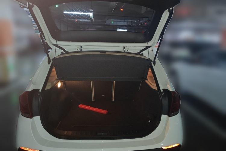 Used BMW X1 2012 sDrive18i Luxury Model Trunk