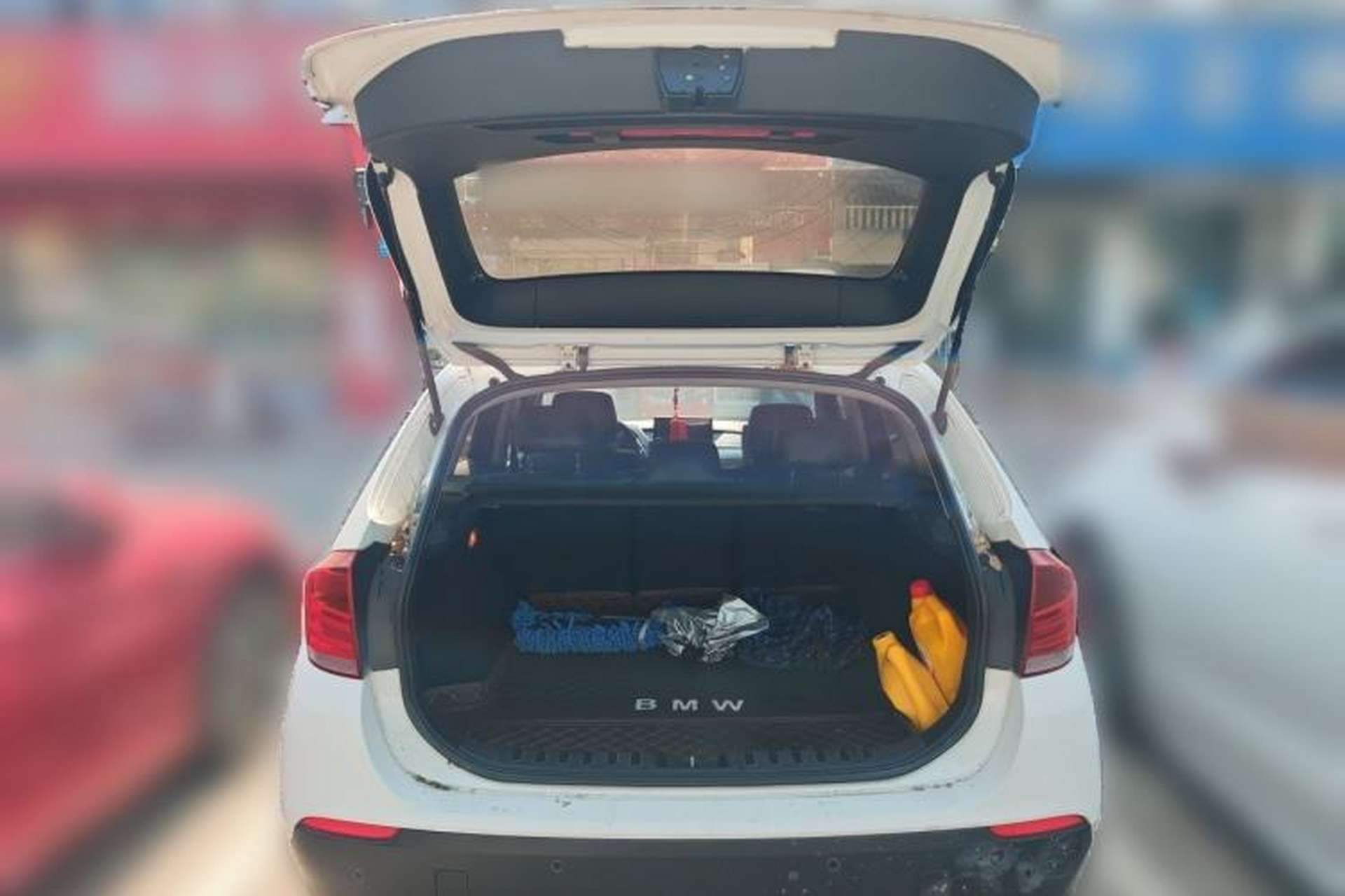 Used BMW X1 2012 sDrive18i Fashion Model Trunk