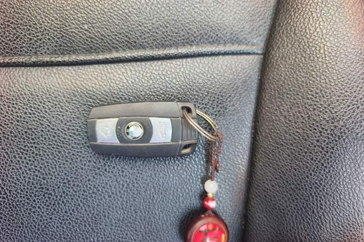 Used BMW X1 2012 sDrive18i Fashion Model Vehicle Key