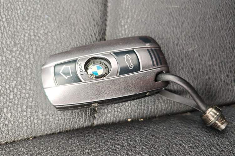 Used BMW X1 2012 sDrive18i Luxury Edition Vehicle Key
