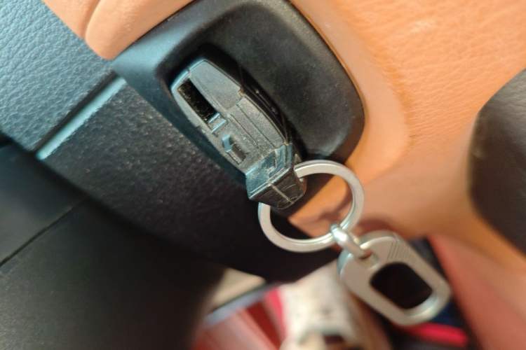Used BMW X1 2012 sDrive18i Luxury Edition Vehicle Key