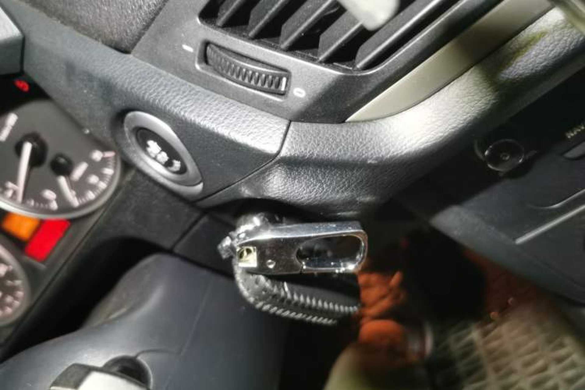 Used BMW X1 2012 sDrive18i Fashion Model Vehicle Key