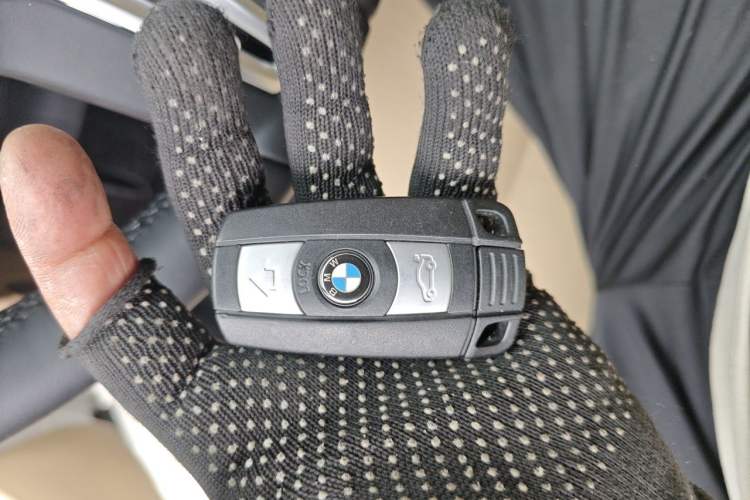 Used BMW X1 2012 xDrive20i Luxury Model Vehicle Key