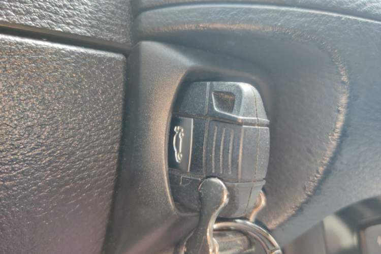 Used BMW X1 2012 sDrive18i Luxury Edition Vehicle Key