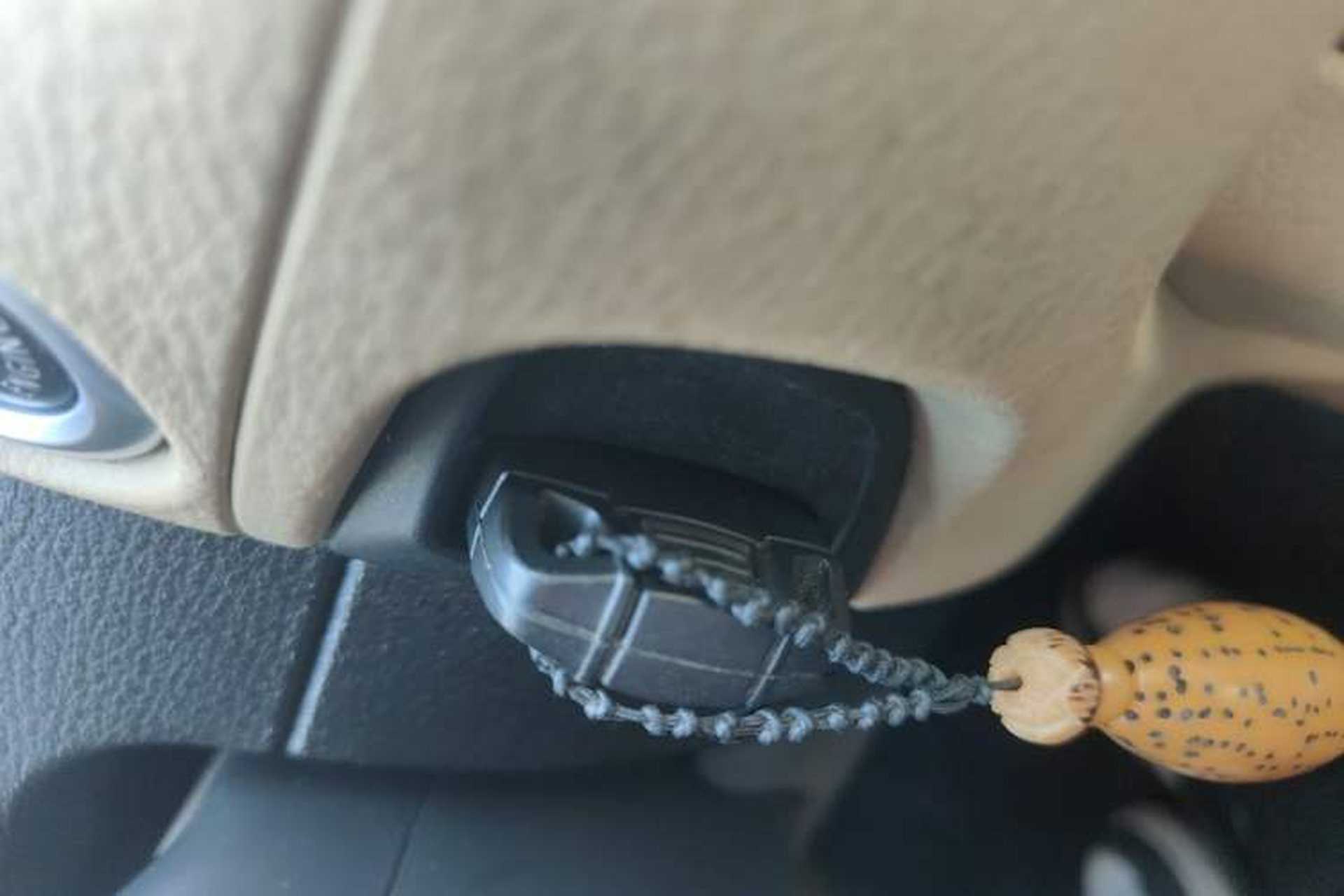 Used BMW X1 2012 sDrive18i Luxury Edition Vehicle Key