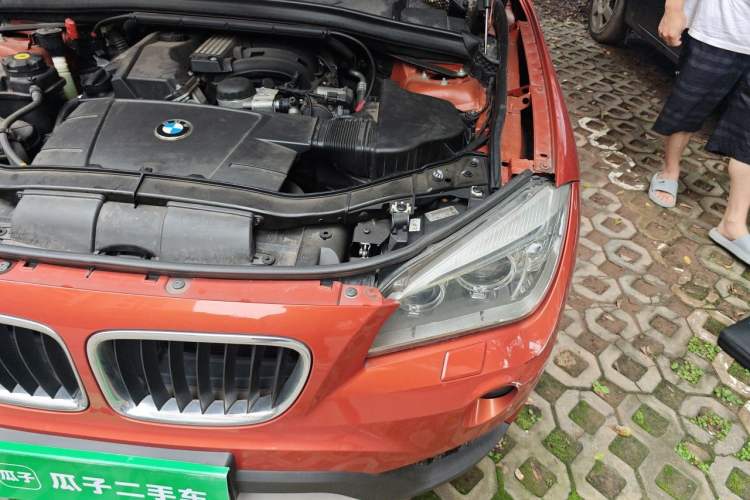 Used BMW X1 2012 sDrive18i Luxury Edition Engine Bay Left