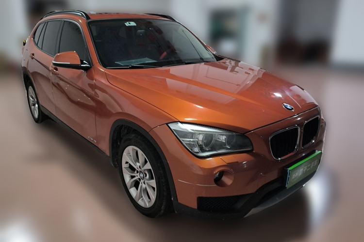 Used BMW X1 2012 sDrive18i Luxury Edition Front Right 45 Deg