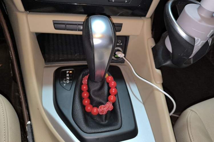 Used BMW X1 2012 sDrive18i Luxury Edition Gear Lever