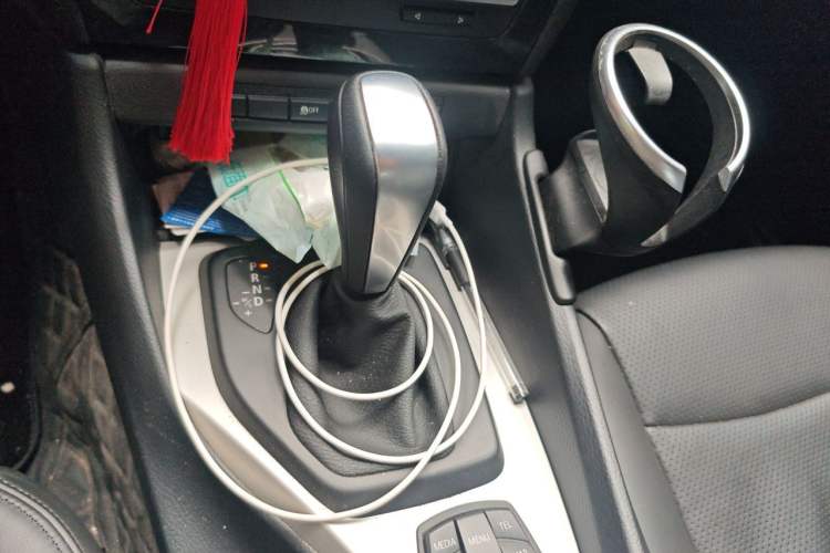 Used BMW X1 2012 sDrive18i Luxury Edition Gear Lever