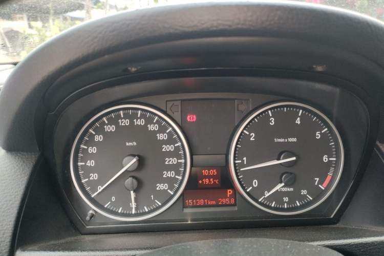 Used BMW X1 2012 sDrive18i Luxury Edition Instrument Cluster