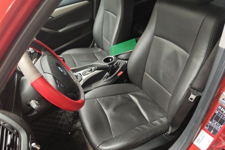 Used BMW X1 2012 sDrive18i Luxury Edition Left Front Seat