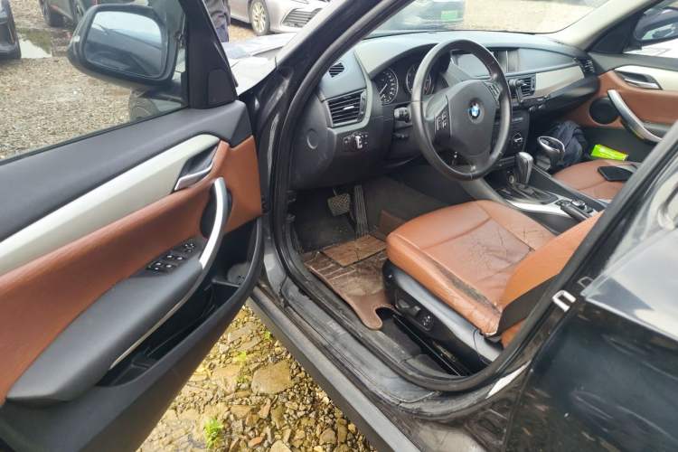 Used BMW X1 2013 sDrive18i Fashion Model Driver Seat