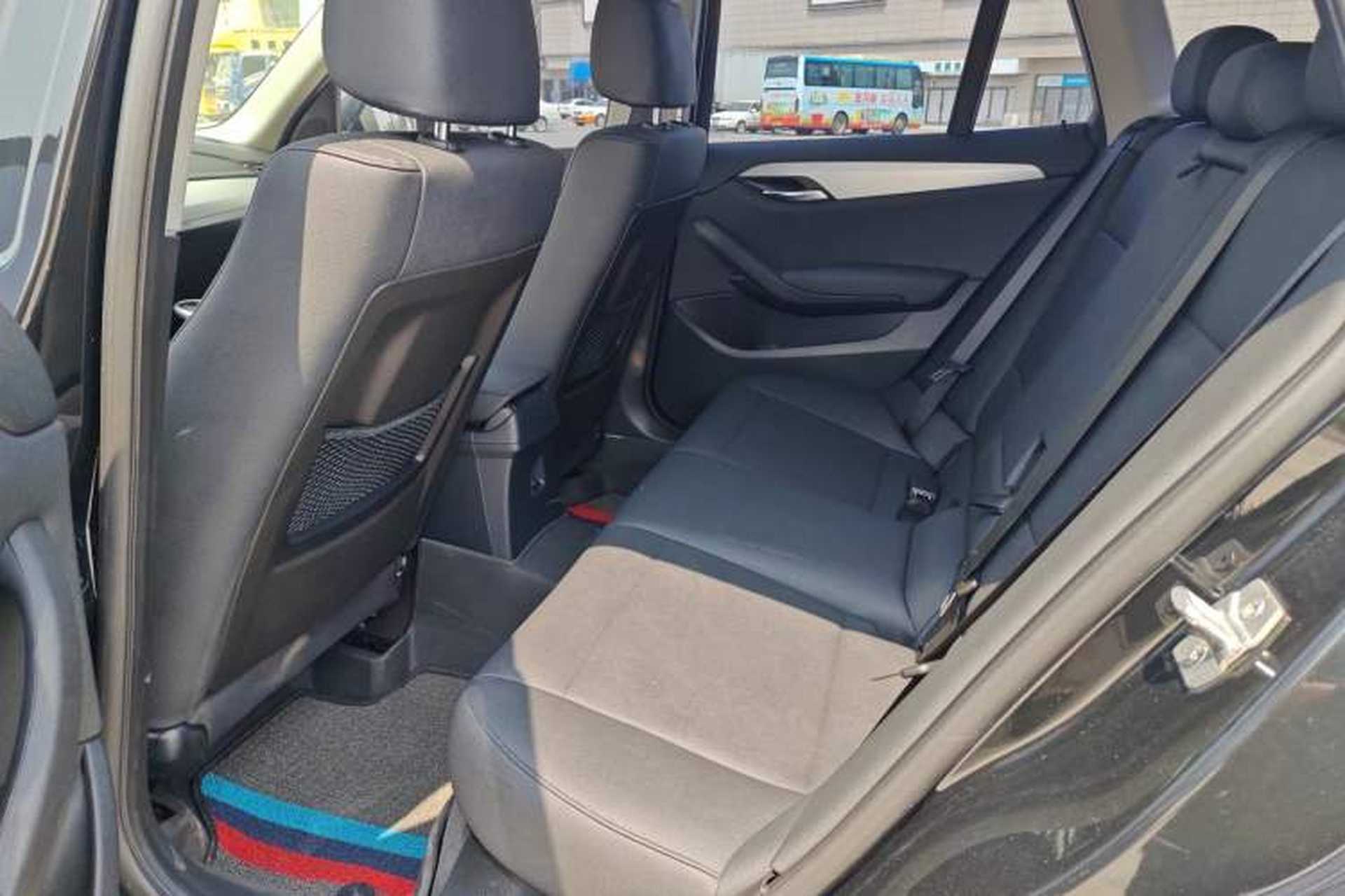 Used BMW X1 2013 sDrive18i Leading Model Interior 2