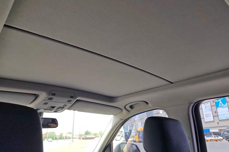 Used BMW X1 2013 sDrive18i Leading Model Interior 5