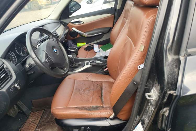 Used BMW X1 2013 sDrive18i Fashion Model Left Front Seat