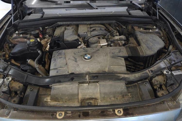 Used BMW X1 2013 sDrive18i Fashion Model Engine Bay