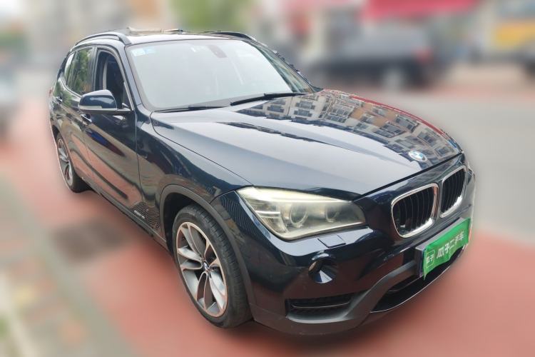 Used BMW X1 2013 sDrive18i Sport Design Package Front Right 45 Deg