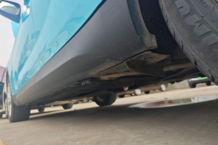 Used BMW X1 2013 sDrive18i Fashion Model Left Side Sill
