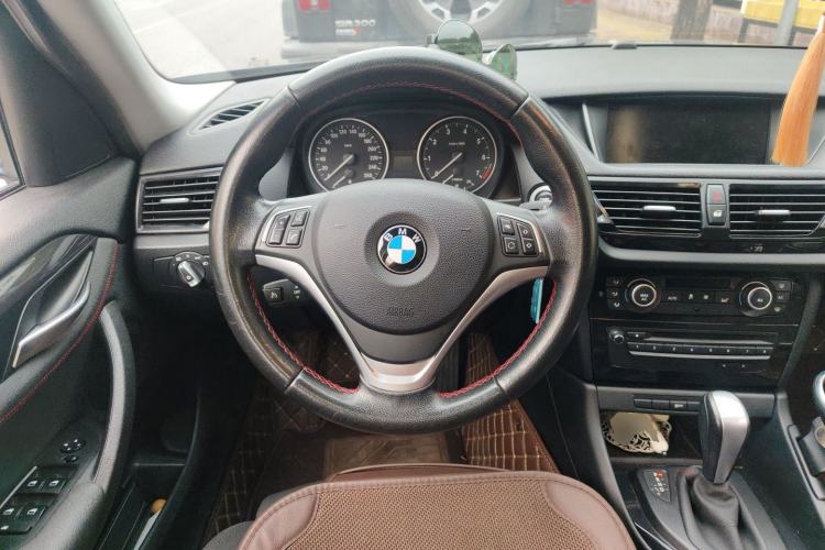 Used BMW X1 2013 sDrive18i Sport Design Package Steering Wheel