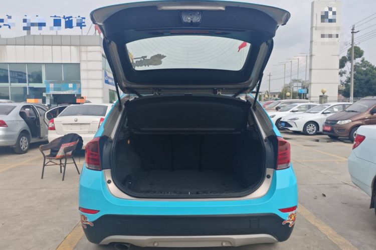 Used BMW X1 2013 sDrive18i Fashion Model Trunk