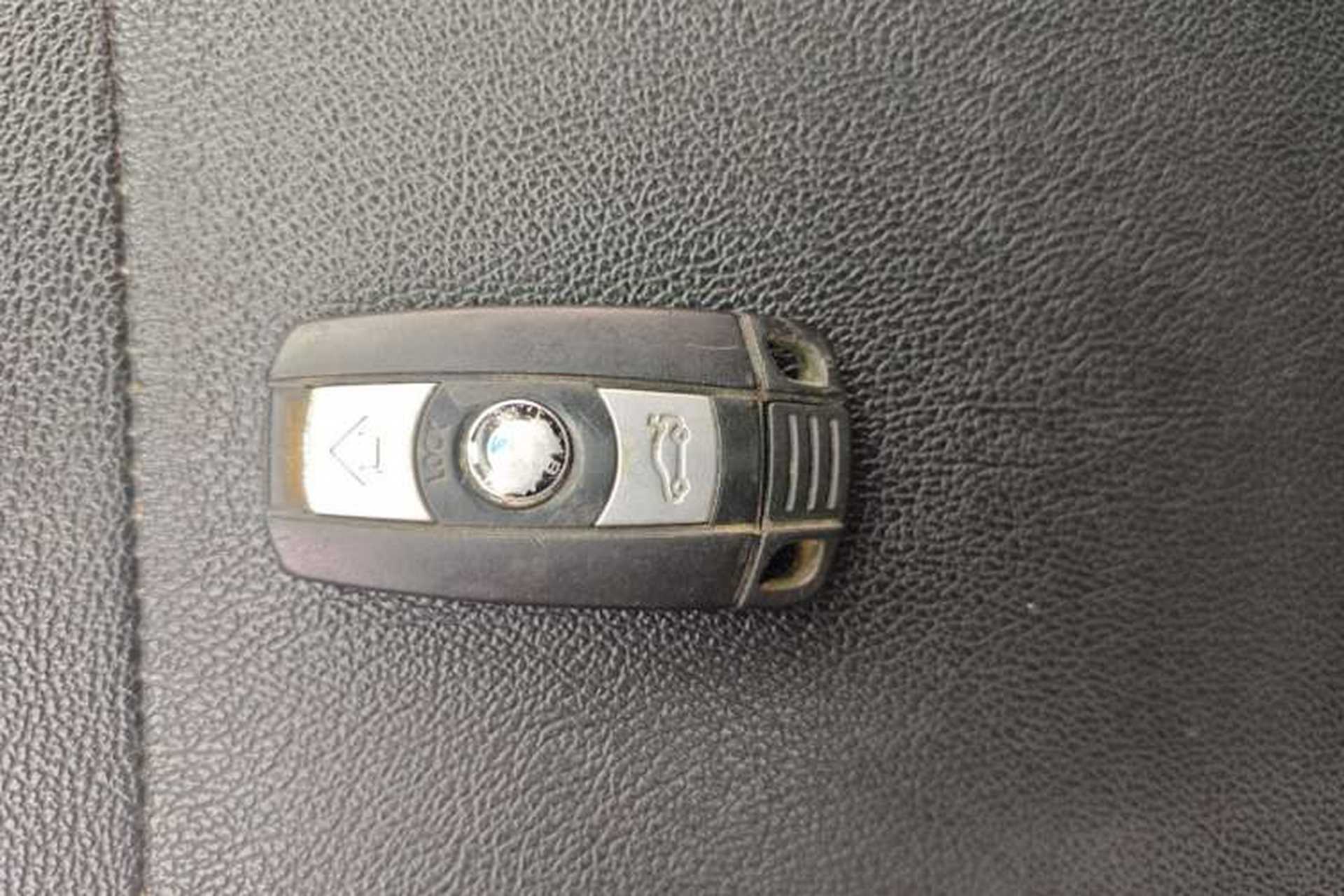Used BMW X1 2013 sDrive18i Fashion Model Vehicle Key