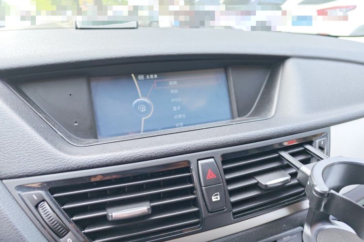 Used BMW X1 2013 sDrive18i Fashion Model Audio And AC Panel