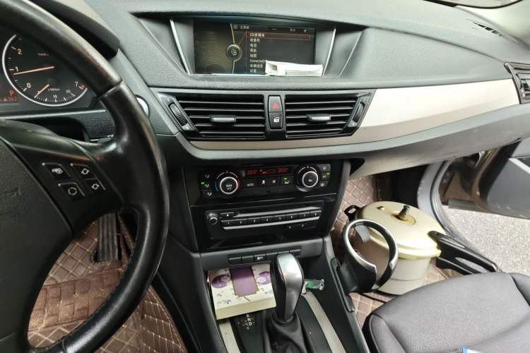 Used BMW X1 2013 sDrive18i Leading Model Audio And AC Panel