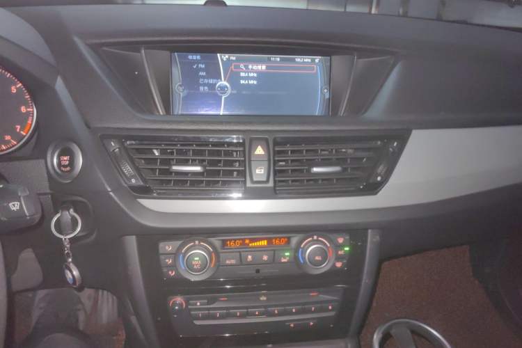 Used BMW X1 2013 sDrive18i Leading Model Audio And AC Panel