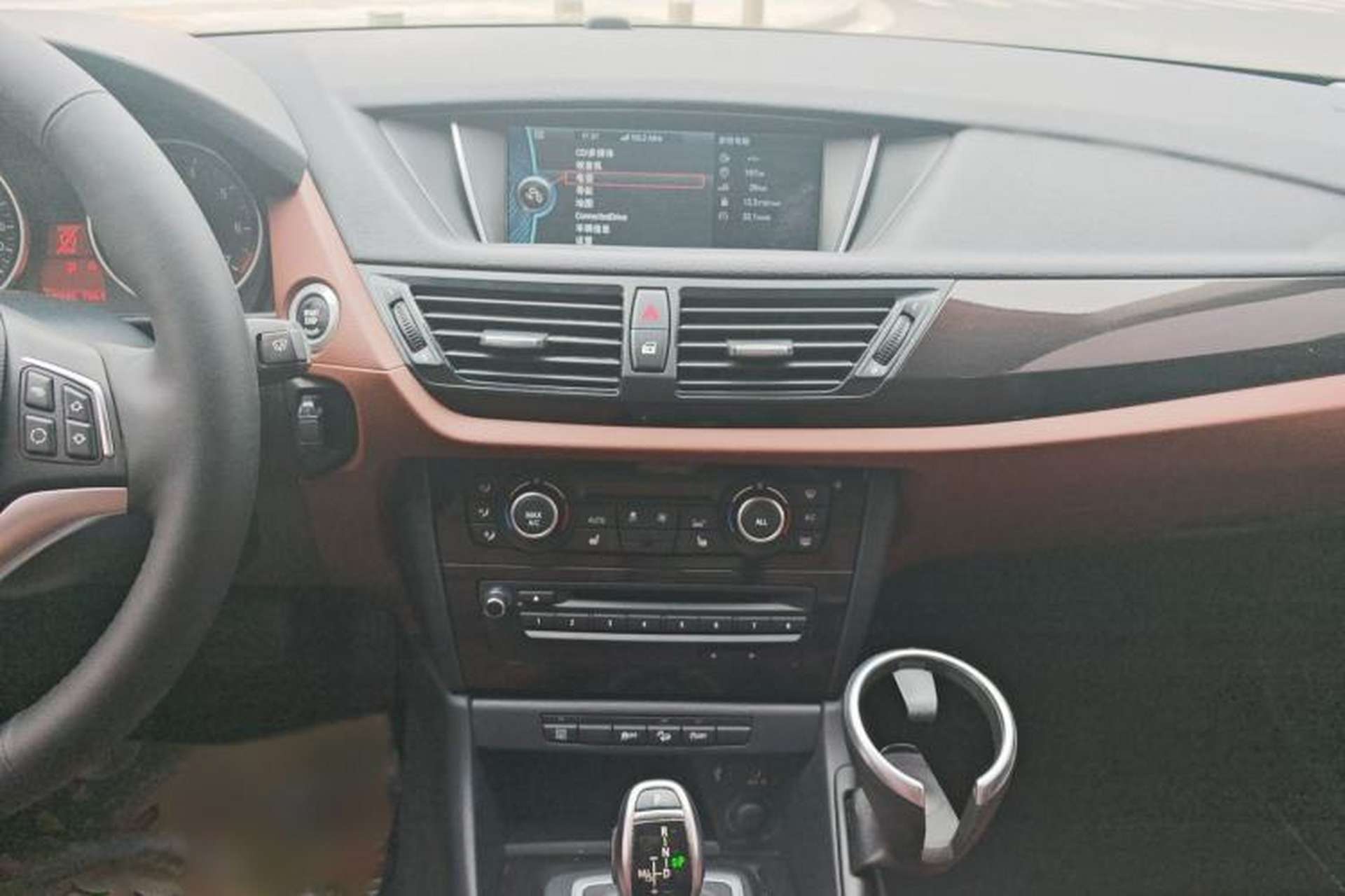 Used BMW X1 2013 sDrive20i Sports Design Package Audio And AC Panel