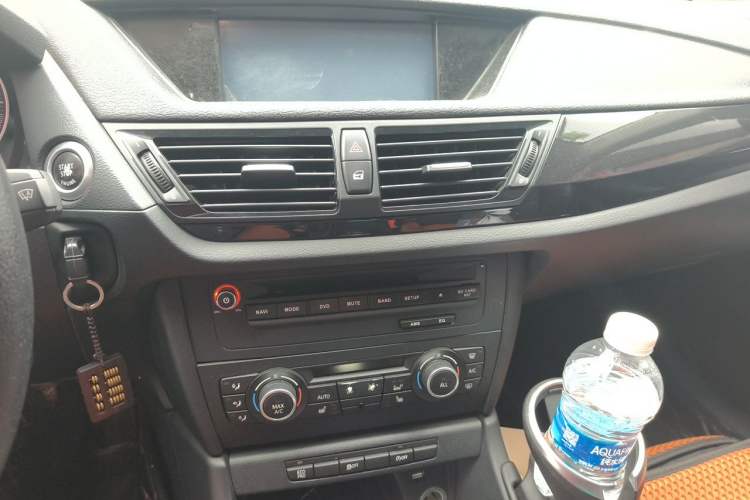 Used BMW X1 2013 sDrive20i Sports Design Package Audio And AC Panel