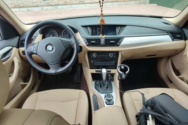 Used BMW X1 2013 sDrive18i Fashion Model Center Console