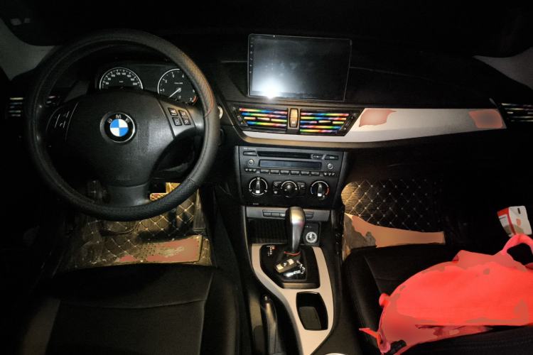 Used BMW X1 2013 sDrive18i Fashion Model Center Console